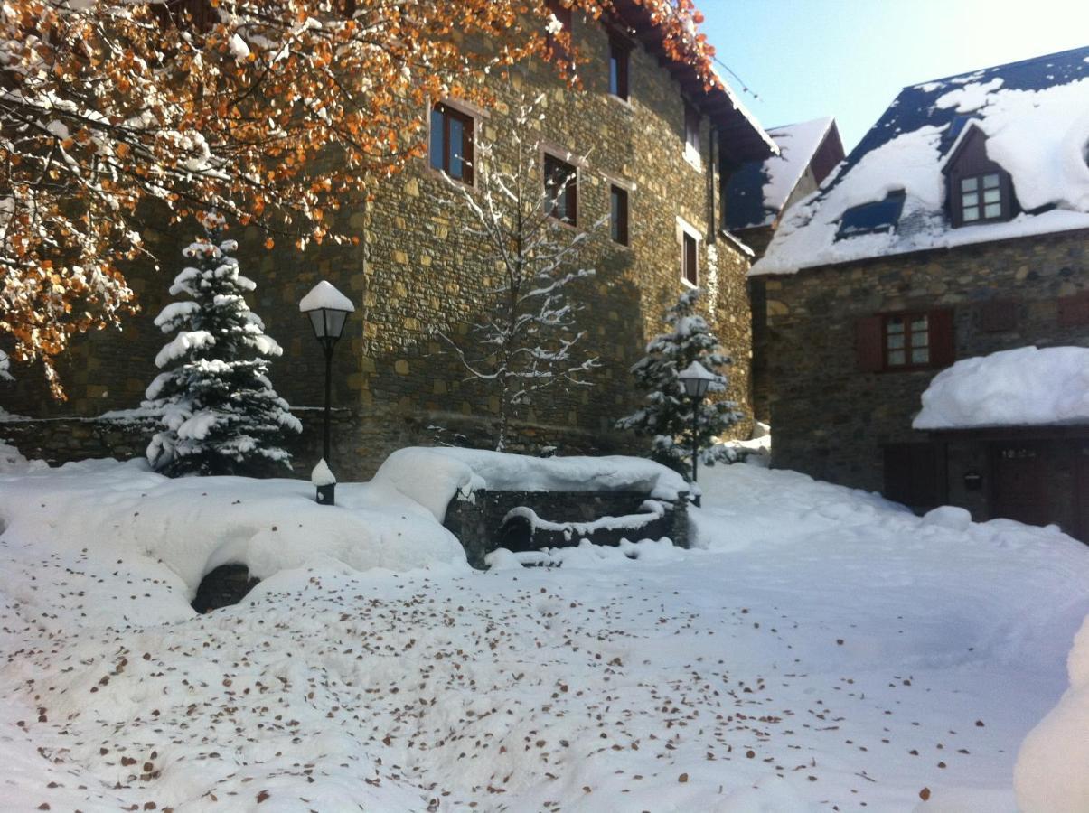 Casa De Piedra Con Encanto En El Bonito Pueblo De Bagergue Eksteriør billede